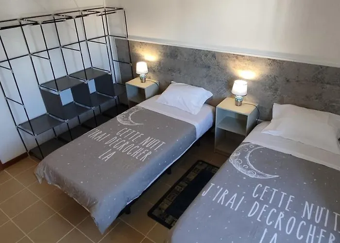 Jardins D'arriaga アパート